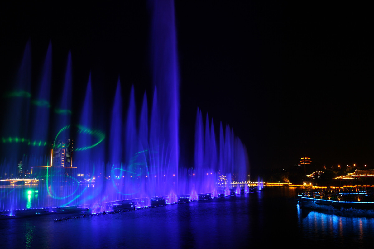 甘肃湖面音乐喷泉