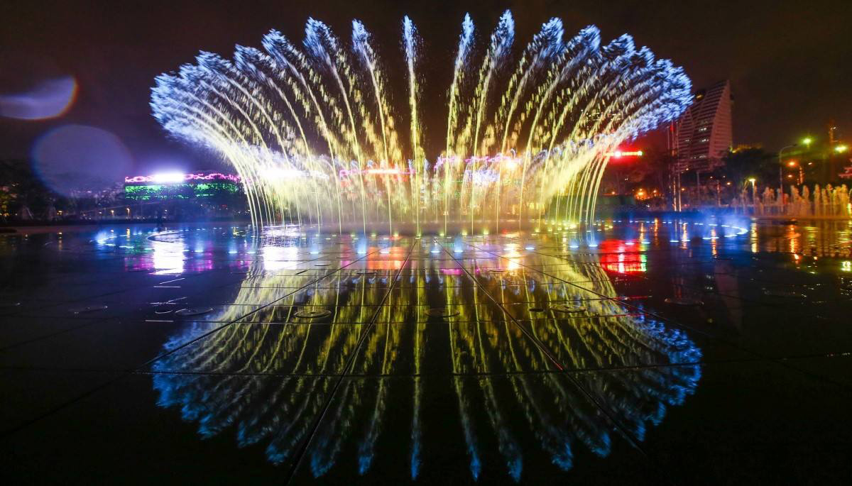 音乐喷泉设计中常见水型百变花兰